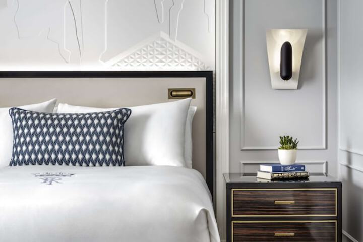 Room 20 of 107