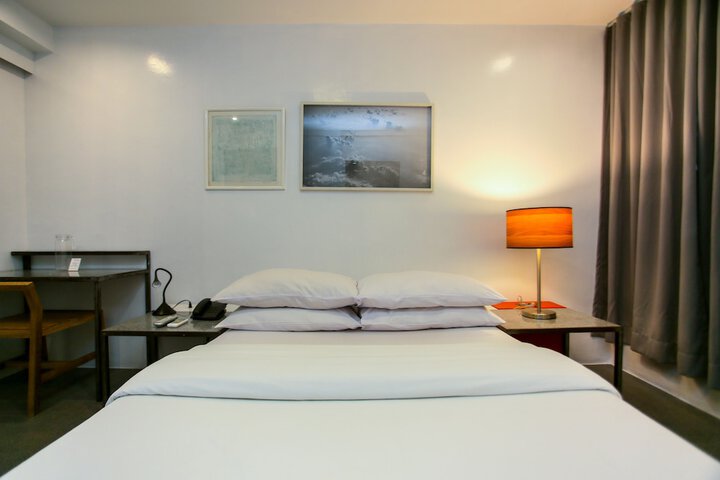 Room 17 of 52