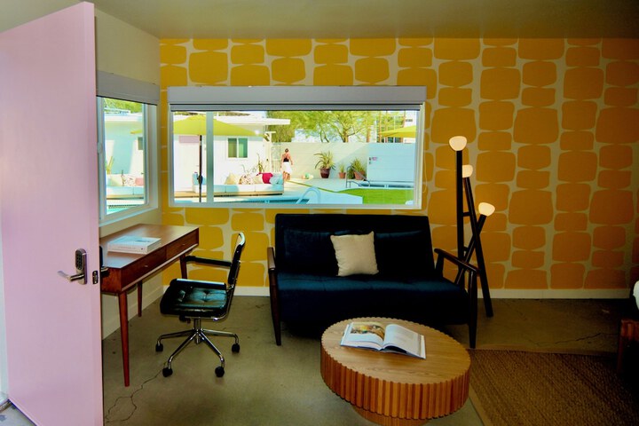 Room 34 of 68