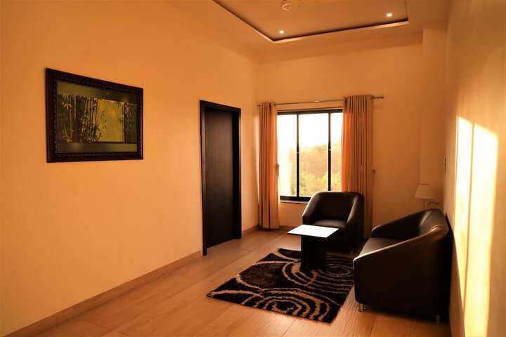 Room 21 of 48