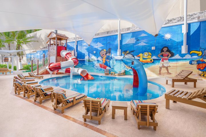 Pools & Facilities