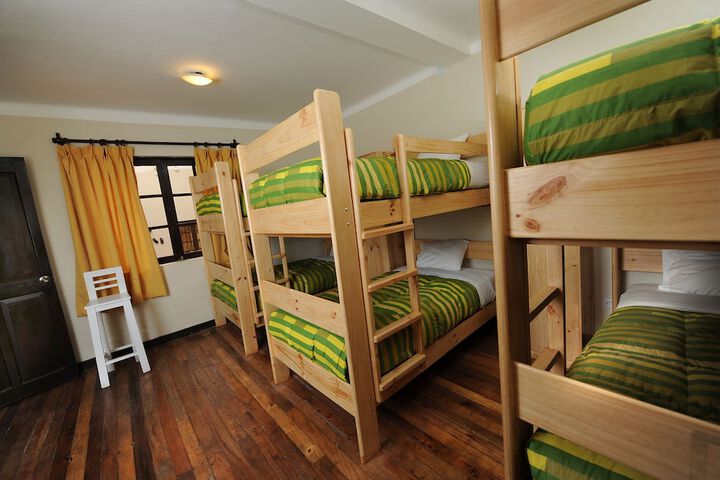 Room 3 of 34