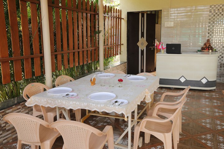 Dining 6 of 18