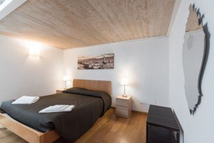 Room 8 of 21