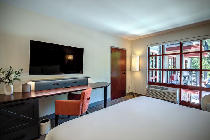 Room 19 of 119