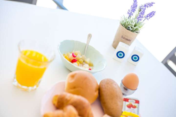 Breakfast/Coffee Service 52 of 70