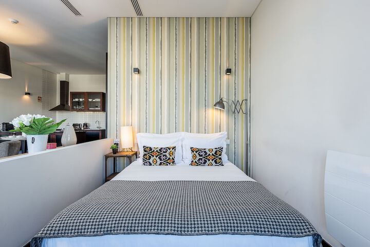 Room 5 of 36