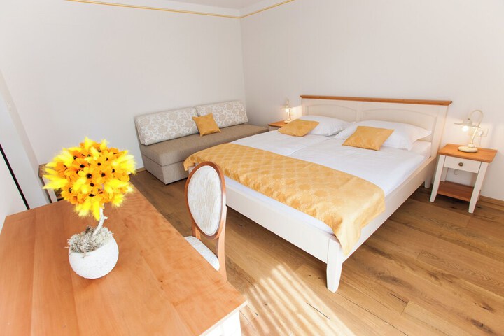 Room 17 of 58