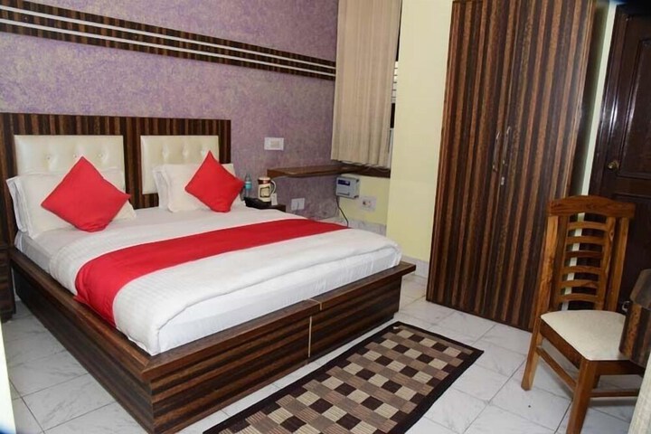 Room 7 of 15