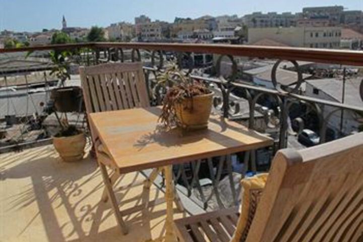 Terrace/Patio 3 of 133