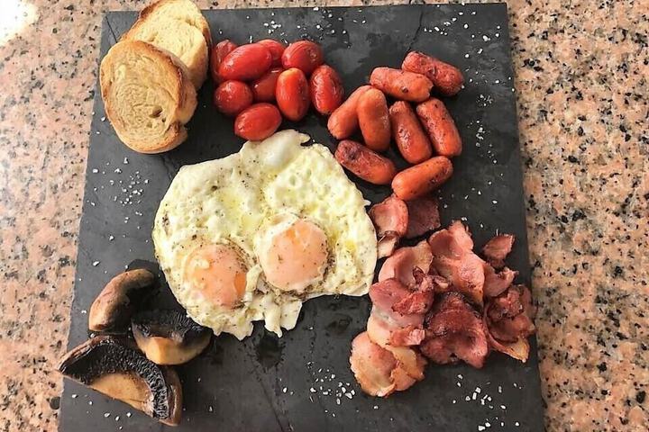 Breakfast meal