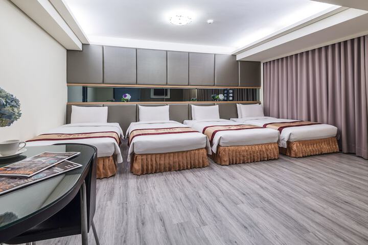 Room 16 of 56