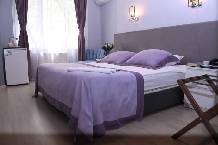 Room 18 of 36
