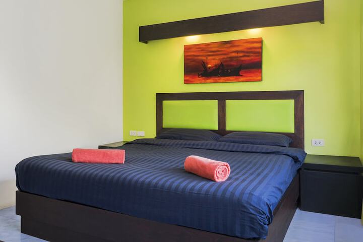 Room 25 of 61