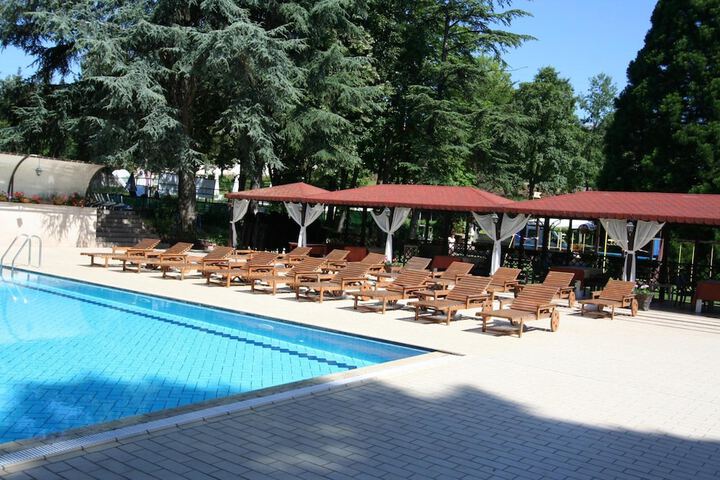 Pool Hotel