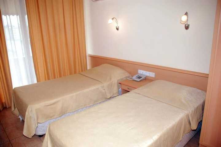 Room 8 of 51
