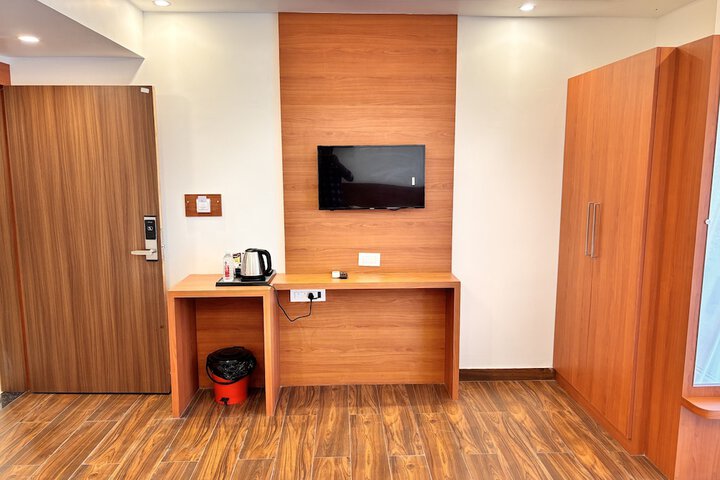 Room 18 of 56