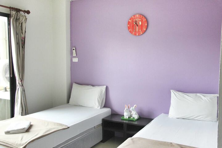 Room 14 of 49