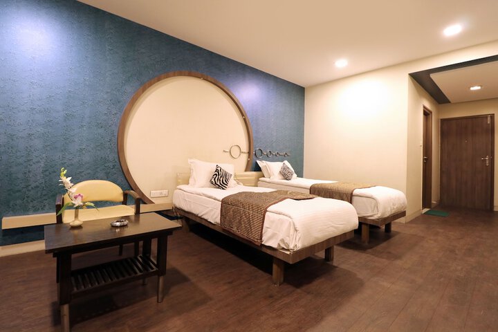 Room 15 of 72