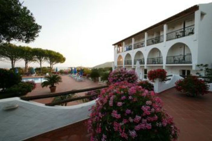 Nicolaus Club Il Cormorano