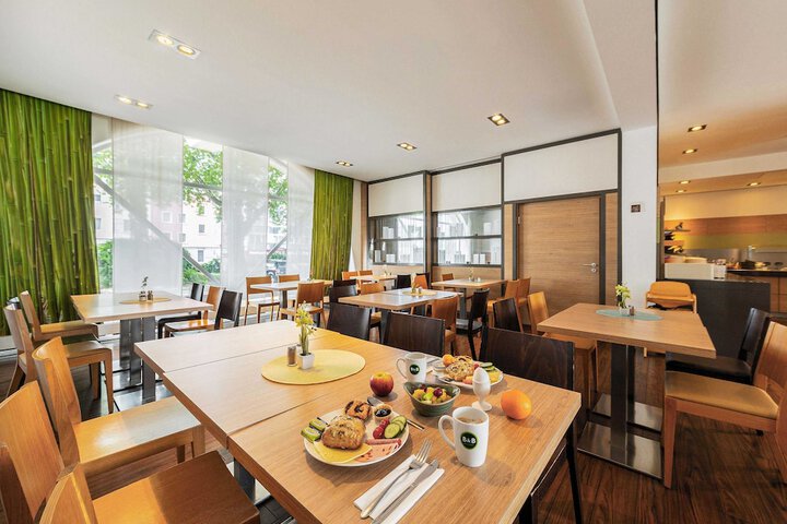 Dining Photos