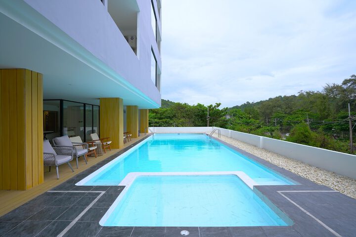 Pool 83 of 106