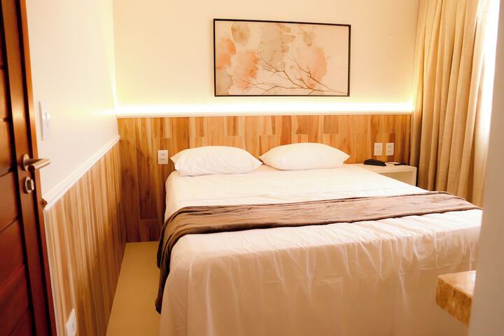Room 34 of 60