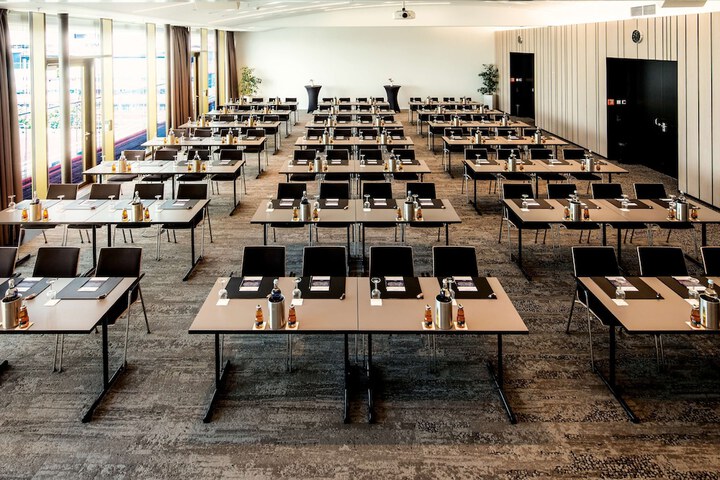 Meeting 70 of 77