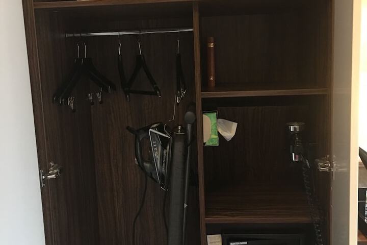 Room amenity