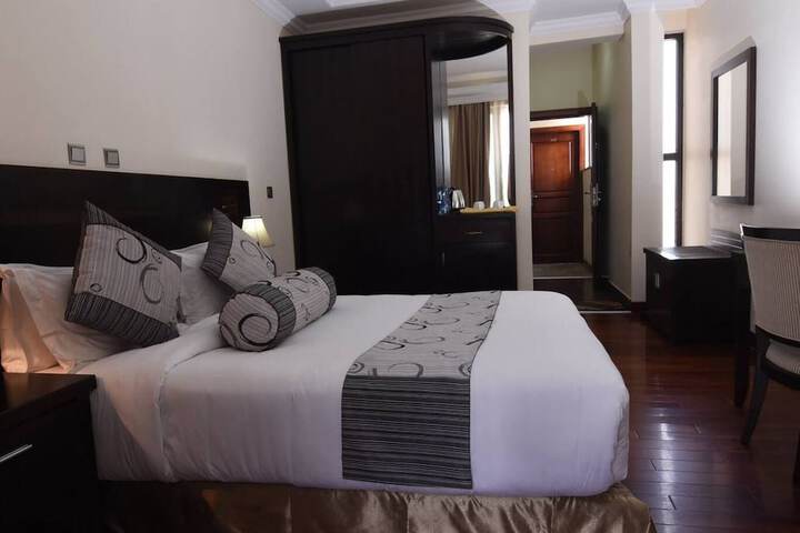 Room 14 of 39