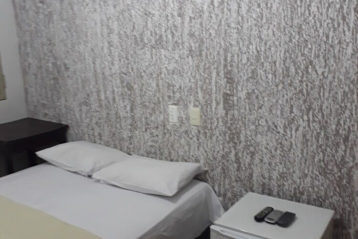 Room 45 of 98