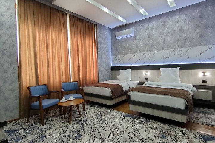 Room 20 of 95