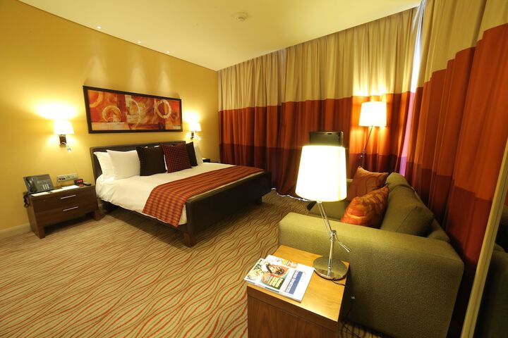 Room 44 of 76