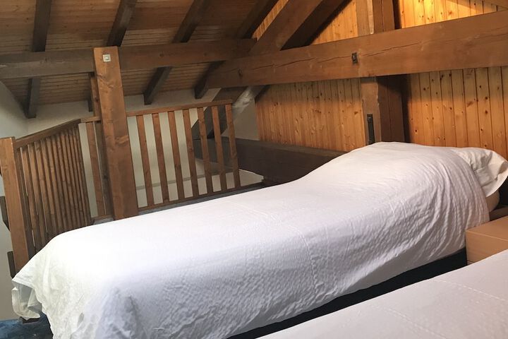 Room 19 of 19