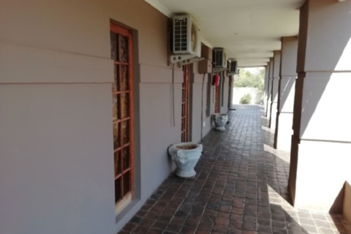 Hotel 12 of 84
