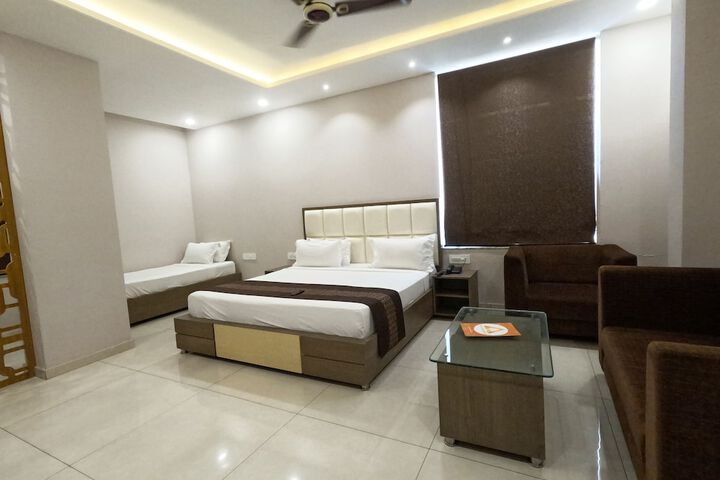 Room 16 of 71