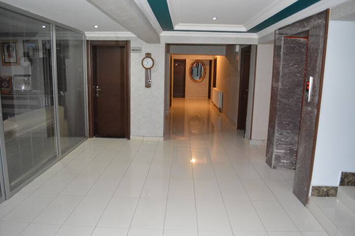 Room 33 of 69