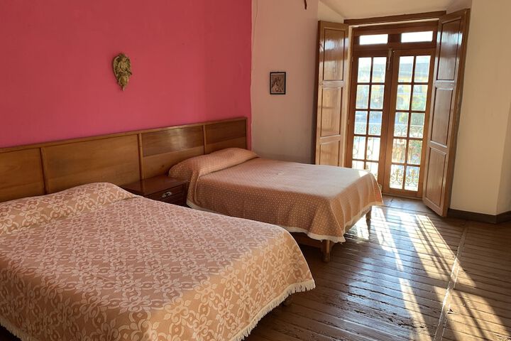 Room 9 of 31