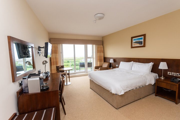 Room 15 of 49
