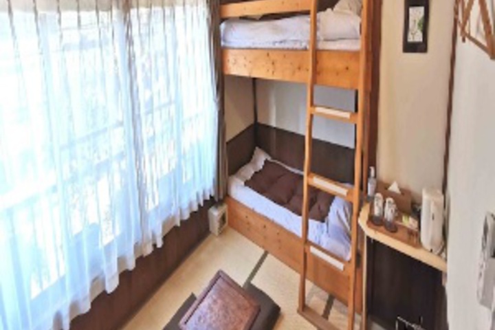 Room 165 of 192