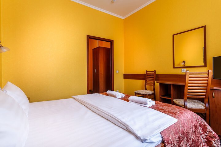 Room 21 of 65