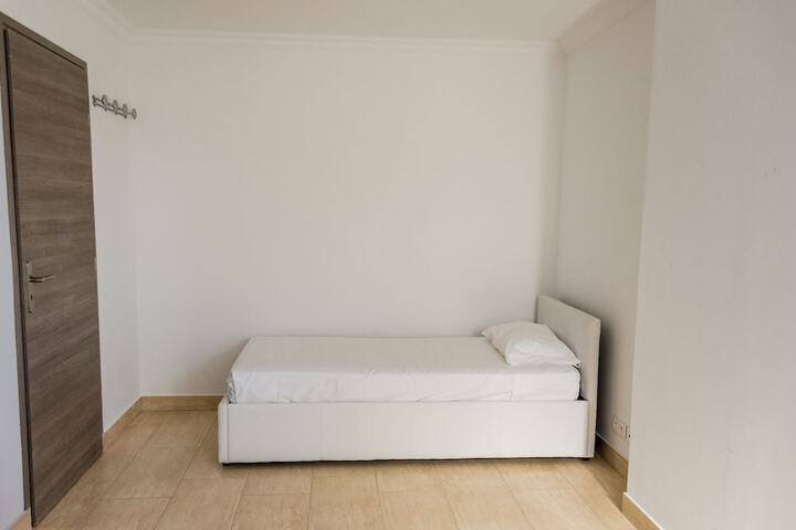 Room 38 of 81
