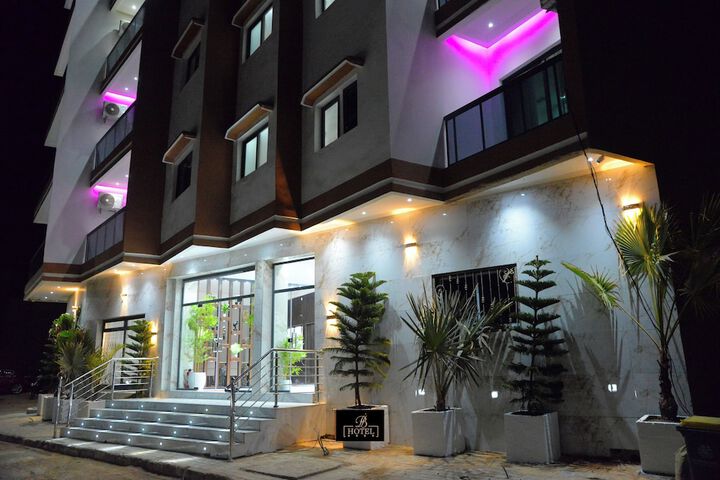 Hotel 64 of 69