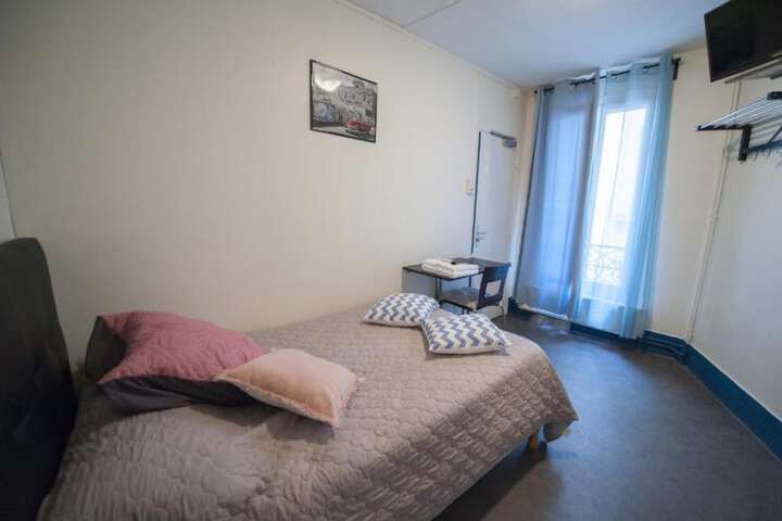 Room 63 of 91