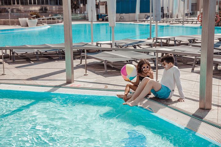 Pool 66 of 168