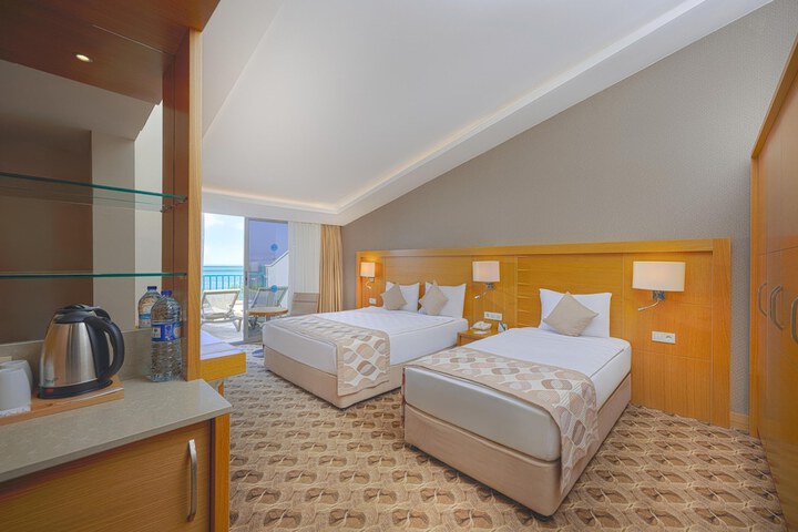 Room 49 of 321
