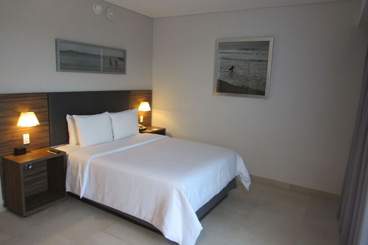 Room 6 of 47