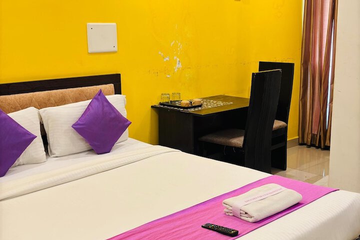 Room 4 of 31