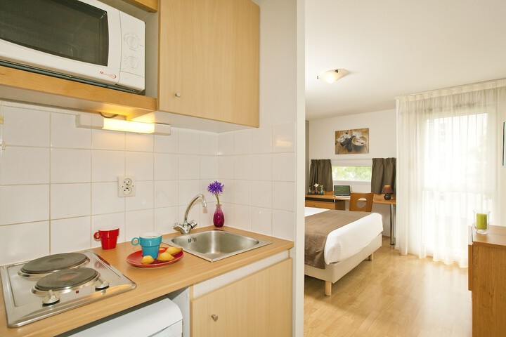 Private kitchenette