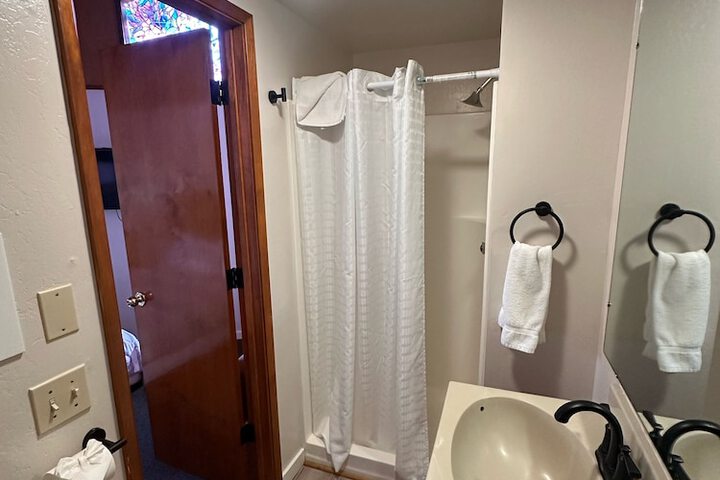 Room 51 of 89
